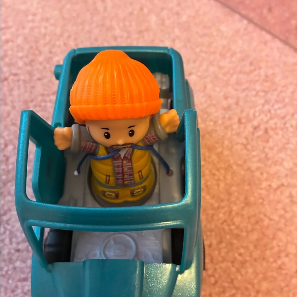 Fisher-Price Toy truck jeep with man NWOT